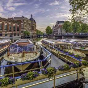 Poszter 50x50cm Kikötött hajók Amszterdamban, Assaf Frank