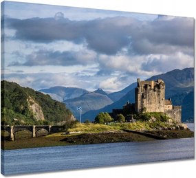 Vászonkép 50x40 Kastély a távolból