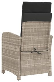 világosszürke polyrattan dönthető kerti szék lábtartóval