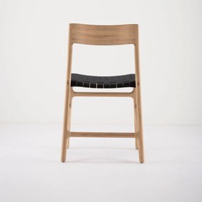 Fawn tömör tölgyfa étkezőszék fekete ülőrésszel - Gazzda