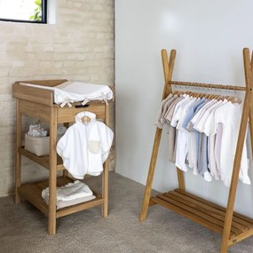 Natúr színű tölgyfa pelenkázó asztal pelenkázó feltéttel Forrest – Vipack