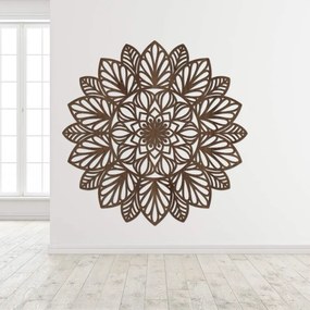 Fából készült mandala a falon | LÓTUSZ