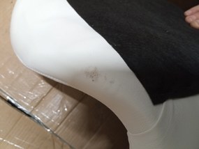 AKCIÓ Szürke-fehér irodai szék AVOLA öko bőrből II. osztály