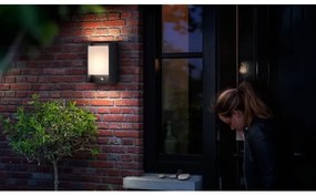 Philips ARBOUR LED kültéri fali lámpa szenzorral, 3,8W, IP44