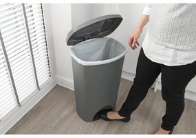 Fekete műanyag pedálos szemetes 50 l – Addis