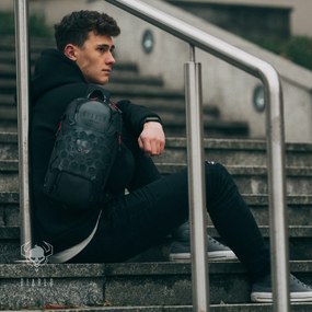 Félvállas sling bag Diablo Chairs hátizsák: fekete