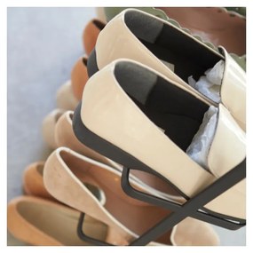Fekete fém cipőtartó állvány Tower Shoe Rack – YAMAZAKI