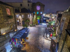 Poszter 40x30cm Camden piac éjszaka, Assaf Frank