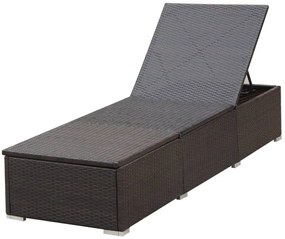 barna polyrattan napozóágy krémfehér párnával