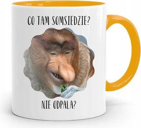 Sárga Bögre Hordozó Janusz MI Van Somsiedzi? fényképes nyomattal