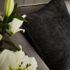 Zsenília díszpárna 55x55 cm Selene Luxury Chenille – Hyperion