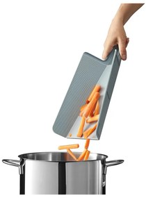 Vágódeszka 26x45 cm Chop2Pot – Joseph Joseph