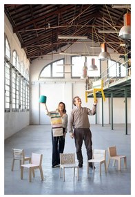 Natúr színű gyerek szék Kaarol Earth – Lorena Canals