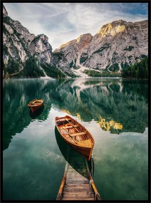 Poszter 40x50 tó táj hegyek tükröződés csónak