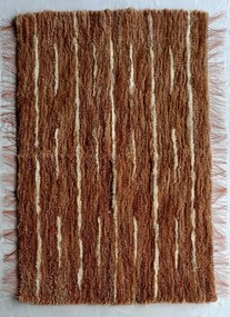 Prémium szőrme az IreShoes-tól – puha szőnyeg és báránygyapjú ágytakaró