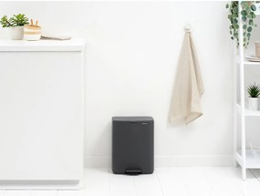 Sötétszürke acél pedálos szemetes 12 l Bo – Brabantia