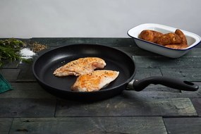 SWISS DIAMOND® gyémánt felületű serpenyő 32 cm indukciós