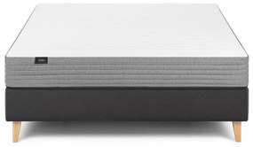 Közepes keménységű hőszabályozó hab matrac 150x190 cm Yoko – Kave Home