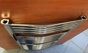 Sanica törölközőszárító radiátor - íves - króm - 600 x 800 mm