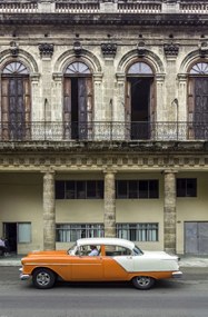 Poszter 53x81cm Antik autó a Havanna utcában, Assaf Frank