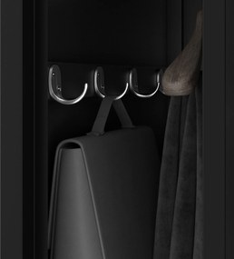 Kétrekeszes személyzeti ruhaszekrény fekete, 400x1800x500 mm: KACPER 1 Plus