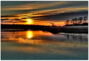 Poszterek 185x125 Nyugat a nyugodt víz felett