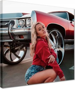 Vászonkép 30x30 Csaj az autó mellett