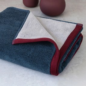 Sötétkék-szürke frottír bio pamut fürdőlepedő 70x133 cm Soft – Mette Ditmer Denmark