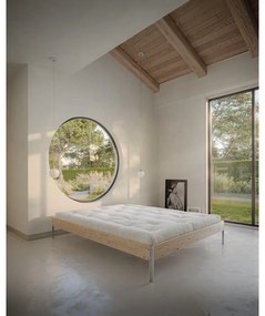 Barna borovi fenyő franciaágy ágyráccsal 140x200 cm Core – Karup Design