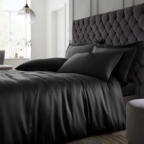 Fekete kétszemélyes szatén ágyneműhuzat 200x200 cm Silky Soft – Catherine Lansfield