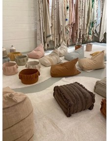 Krémszínű gyerek babzsák Cleo Multi Stripe – Lorena Canals