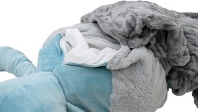 Plüss BOB MACI kék babatakaróval belül