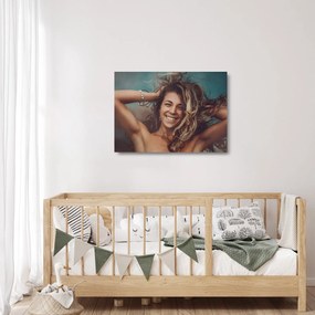 Kép - egy fiatal nő portréja (üvegen) (70x50 cm)