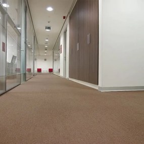 Chronos Padlószőnyeg irodai erős barna 4 m széles