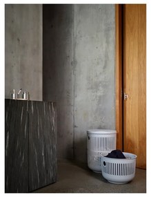 Világosszürke műanyag szennyeskosár 35 l Ume – Zone