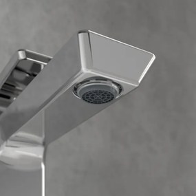 Villeroy & Boch TVW11200300061 - SUBWAY 15,5 cm mosdócsaptelep, fényes króm