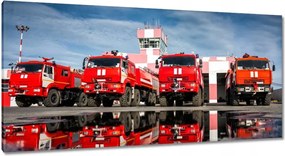 Képek 115x55 Tűzoltóautók a tűzoltóságon