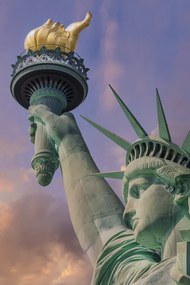 Fotográfia NEW YORK CITY Statue of Liberty at sunset, Melanie Viola