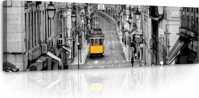 Vászonkép 145x45 Lisszabon villamos fekete-fehérben – városi nosztalgia