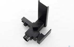 Szabadon álló SB1720 kádcsaptelep vízeséskifolyóval és LED-világítással, többféle színben — Króm