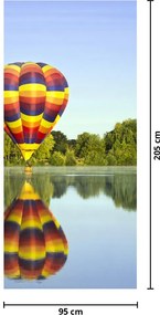 Fotótapéta ajtóra - Hőlégballon a tavon (95x205cm)