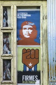 Poszter 56,6x86,4cm Che Guevara poszter az ablakon, Assaf Frank