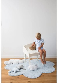 Világoskék mosható kézi szövésű pamut gyerek szőnyeg 110x170 cm Puffy Dream – Lorena Canals