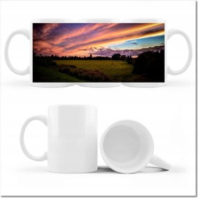 Fényképes bögre Ég a rét felett naplementekor