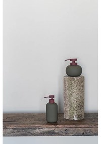 Sötétzöld kerámia szappanadagoló 120 ml Lotus Play – Mette Ditmer Denmark