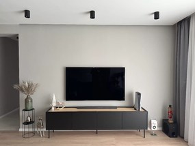 Desin TV-szekrény 220 cm fém lábakkal - fekete matt / nagano tölgy