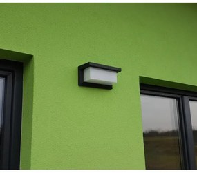 LED Kültéri fali lámpa érzékelővel LED/12W/230V IP54 fekete