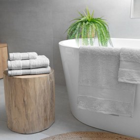 Goldea bambuszszálas törölköző és fürdőlepedő - világosszürke 70 x 140 cm