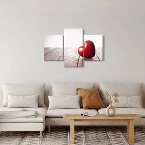 Egy fából készült szív képe (90x60 cm)