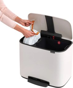 Fehér acél szelektív pedálos szemetes 34 l Bo – Brabantia